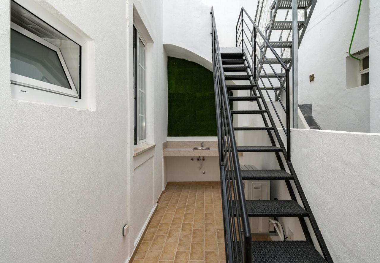 Dom wakacyjny Tia Anica House Ii - With Terrace In Village Fuseta